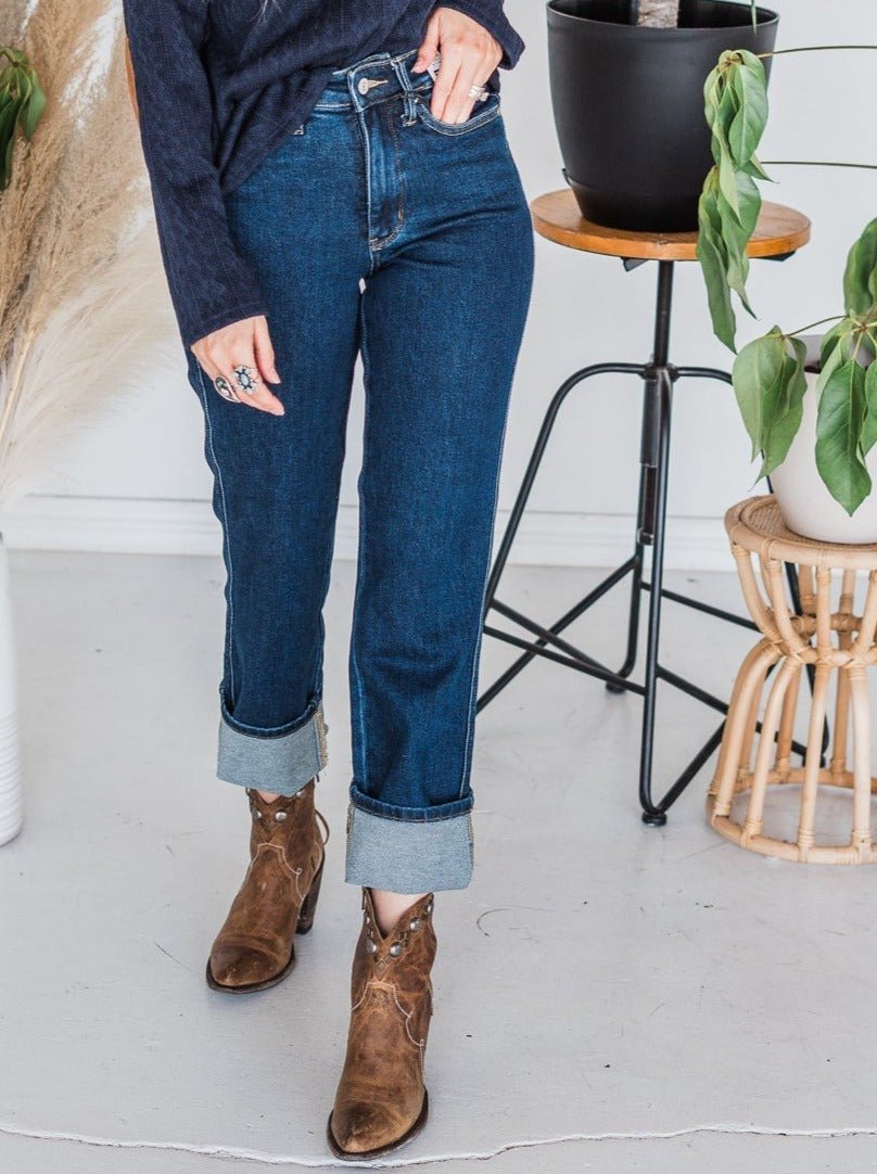 Judy Blue Straight Leg Tummy Control Jeans - Whiskey Skies