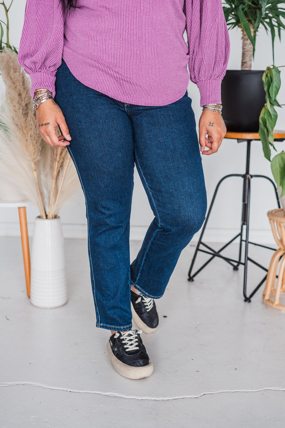 Judy Blue Straight Leg Tummy Control Jeans - Whiskey Skies